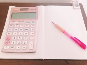 電卓とノート